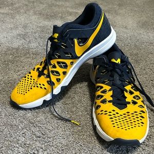 Size 13 - Michigan Nike Train Speed 4 Sneakers